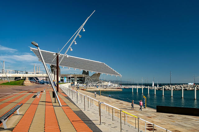 Jorge Franganillo / Flickr / CC-BY 2.0 Парк Форум